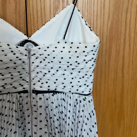 Self-Portrait Tiered Midi Dress - Picture 5 of 7